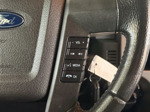 Used 2014 Ford F150 XLT w/ XLT Chrome Package AWD/4WD image 32