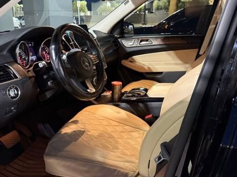 Used 2019 Mercedes-Benz GLS 450 4MATIC image 7