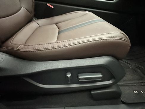 New 2026 Honda Pilot Touring image 21