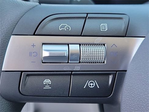 New 2026 Hyundai Kona SE image 8