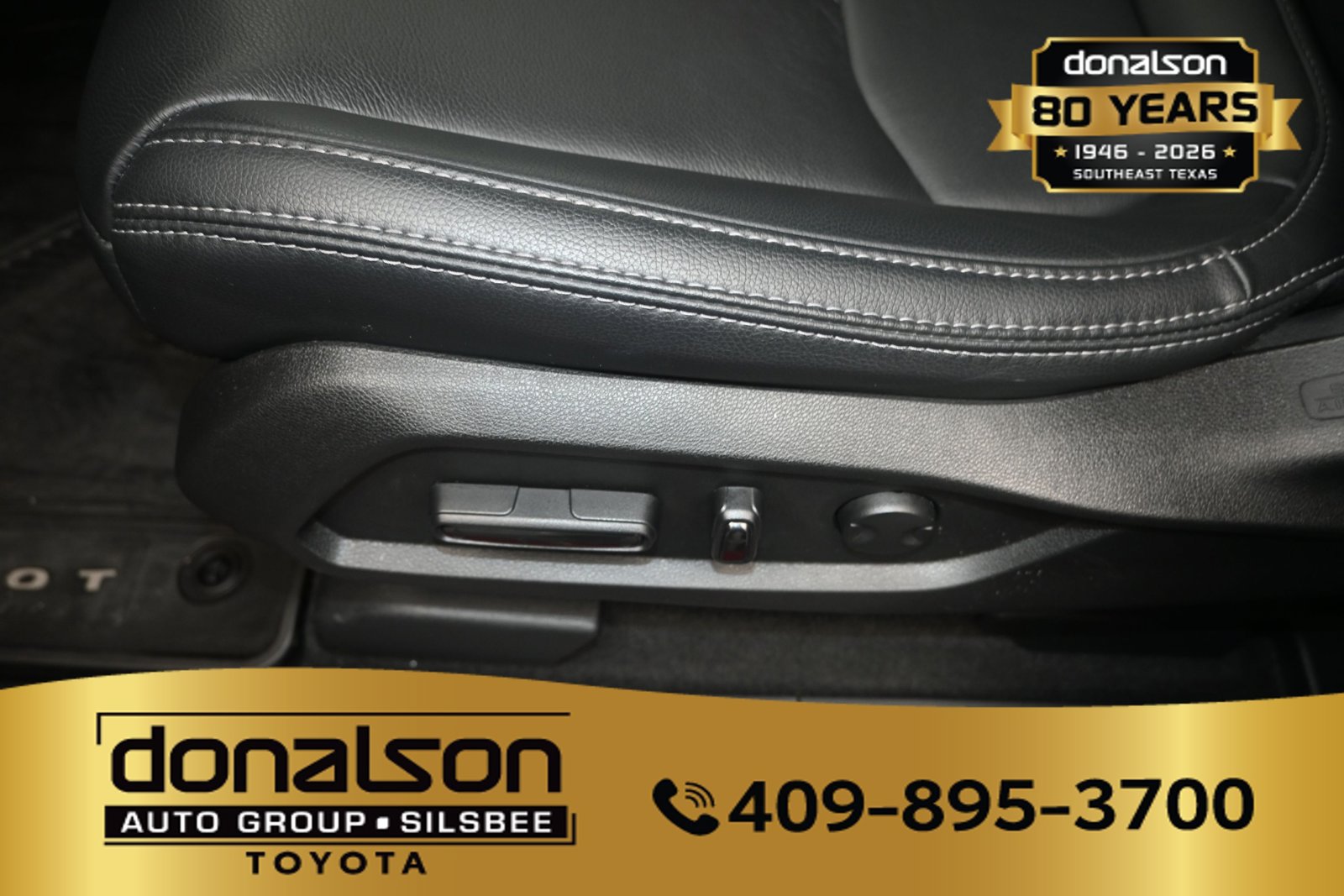 Used 2025 Honda Pilot Touring image 11