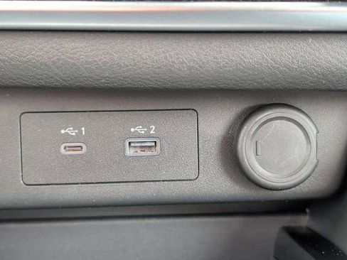 Certified 2023 Nissan Rogue SV image 17