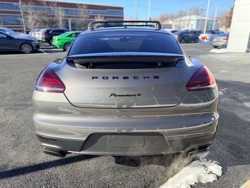Used 2015 Porsche Panamera 4 image 5