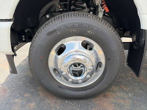 New 2026 Ford F350 Platinum AWD/4WD image 29