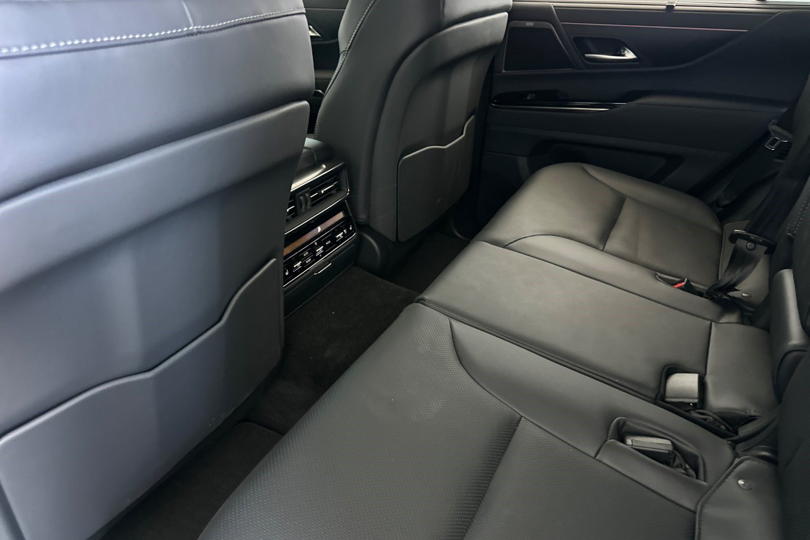 New 2026 Lexus LX 700h Luxury w/ Accessory Package (Z1) AWD/4WD image 24