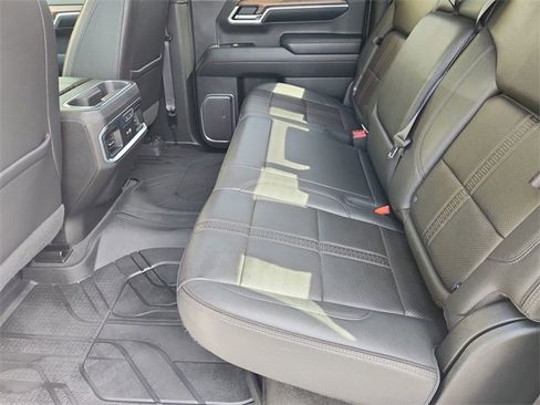 Used 2022 Chevrolet Silverado 1500 High Country w/ High Country Premium Package image 25