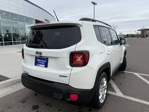 Used 2015 Jeep Renegade Latitude w/ Popular Equipment Group image 8