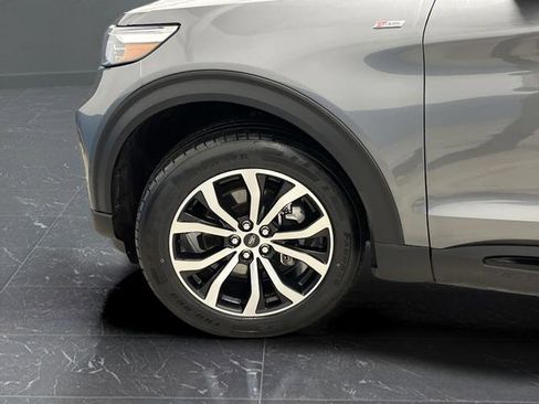 Used 2023 Ford Explorer ST-Line AWD/4WD image 37