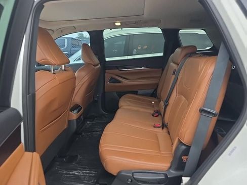 Certified 2023 INFINITI QX60 Sensory w/ Vision Package AWD/4WD image 5