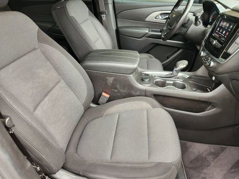 Used 2022 Chevrolet Traverse LT w/ LPO, Cargo Package image 12