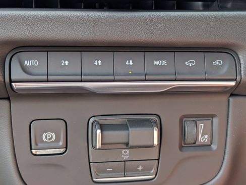 New 2026 Cadillac Escalade ESV Luxury w/ Touring Package AWD/4WD image 21