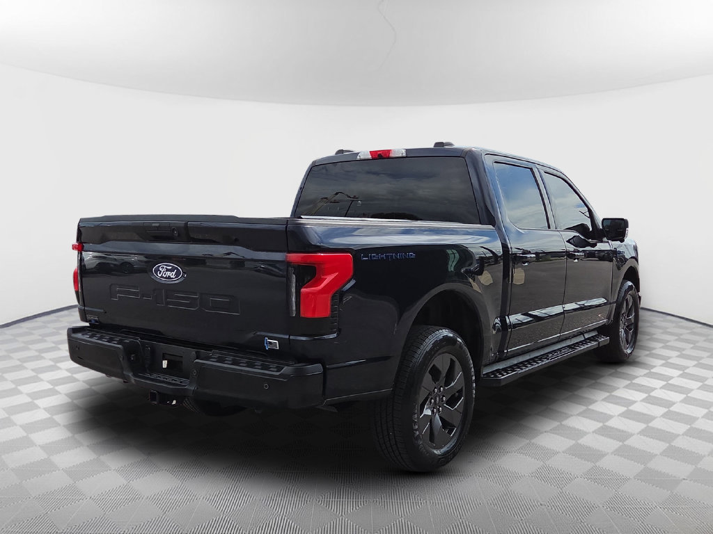 Used 2025 Ford F150 Lightning Flash AWD/4WD image 8