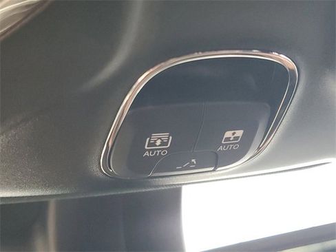 New 2026 Jeep Compass Limited w/ Sun, Sound & Navigation Group image 32