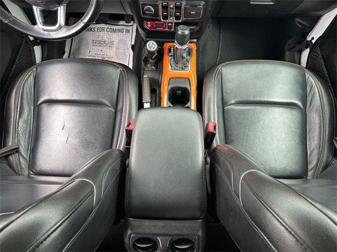Used 2021 Jeep Gladiator Mojave image 17