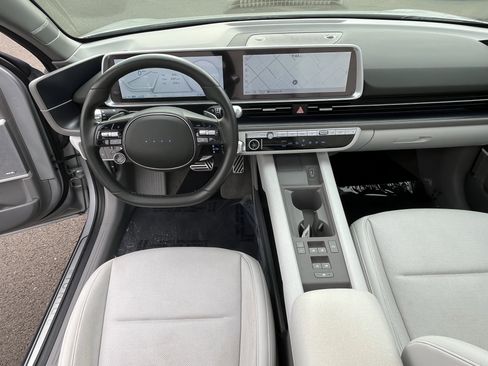 Used 2024 Hyundai Ioniq 6 Limited image 11