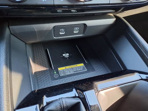 Certified 2025 Honda Accord Sport image 9