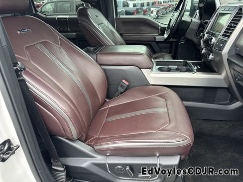 Used 2017 Ford F250 Platinum w/ Platinum Ultimate Package image 17