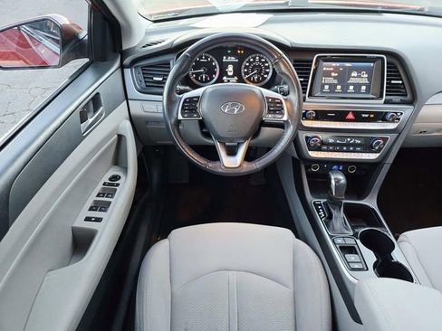 Used 2018 Hyundai Sonata SEL w/ Tech Package 04 image 7