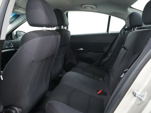 Used 2013 Chevrolet Cruze LT FWD image 13