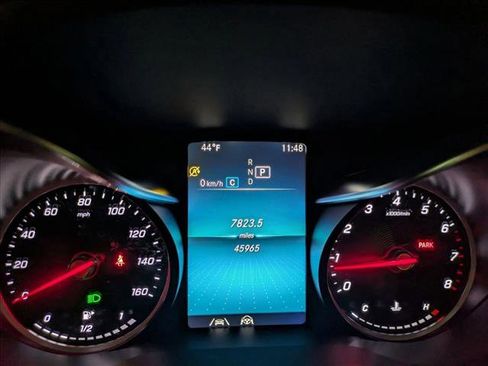 Used 2020 Mercedes-Benz GLC 300 4MATIC image 15