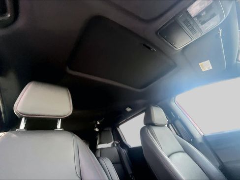 Used 2026 Honda Odyssey Sport-L image 12