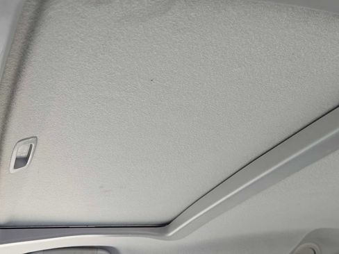 Used 2012 Toyota Sienna XLE image 26