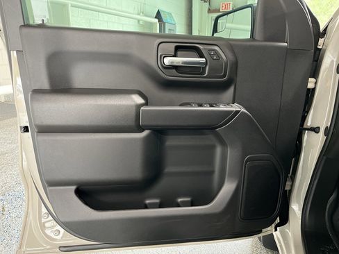 New 2026 Chevrolet Silverado 1500 Custom image 23