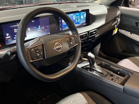 New 2026 Nissan Sentra SV w/ Floor Mat Package FWD image 17