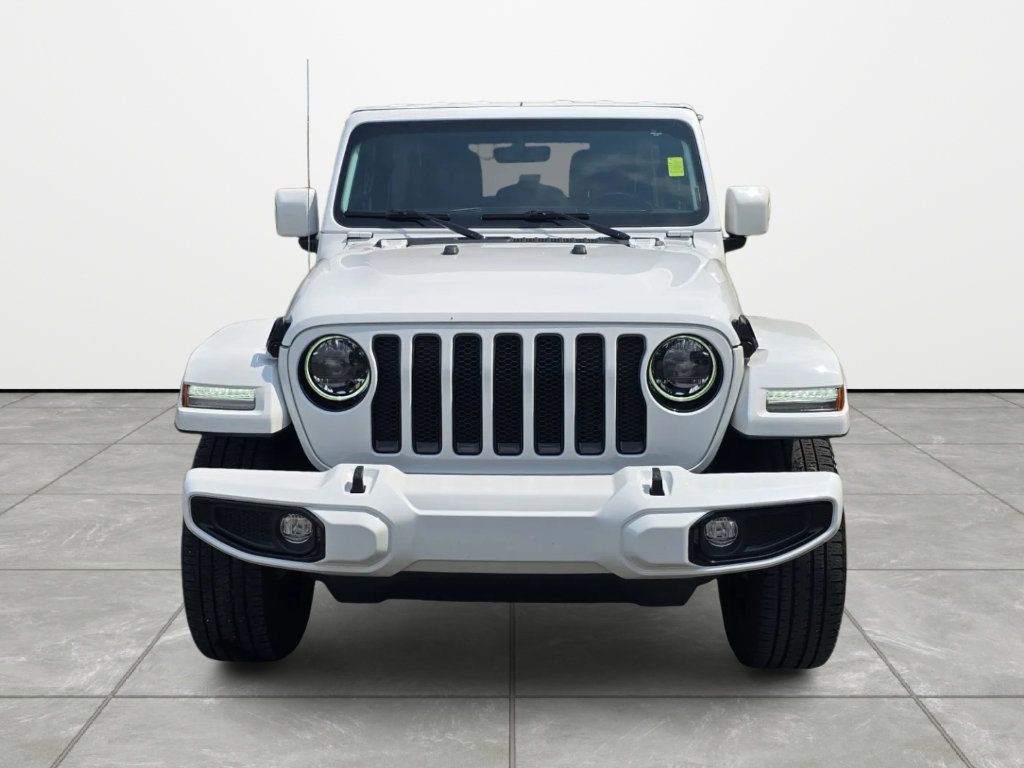 Used 2023 Jeep Wrangler Unlimited Sahara AWD/4WD image 8
