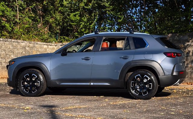 Used 2023 MAZDA CX-50 Meridian Edition AWD/4WD image 11