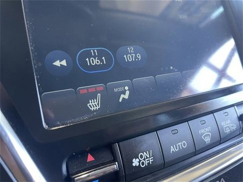 Used 2019 Acura MDX SH-AWD image 16