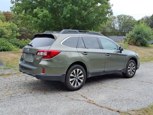 Used 2015 Subaru Outback 2.5i Limited AWD/4WD image 6