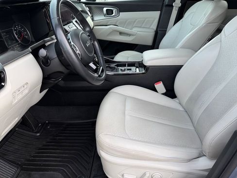 Used 2022 Kia Sorento SX image 10