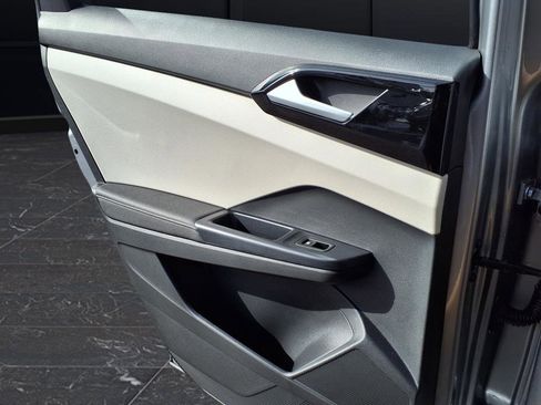 New 2026 Volkswagen Taos S image 23