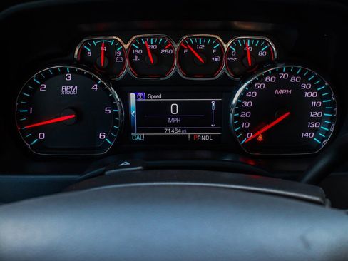 Used 2018 Chevrolet Silverado 1500 LT w/ All Star Edition image 16