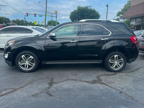 Used 2017 Chevrolet Equinox Premier w/ Enhanced Convenience Package AWD/4WD image 2