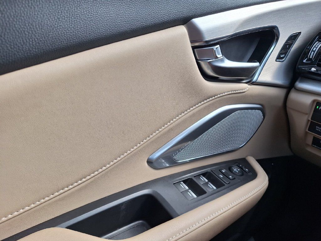 Used 2023 Acura RDX w/ Technology Package FWD image 21