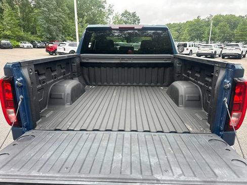 Used 2024 GMC Sierra 1500 Pro w/ Graphite Edition AWD/4WD image 13
