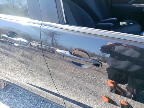 Used 2012 MAZDA MAZDA5 Sport image 17