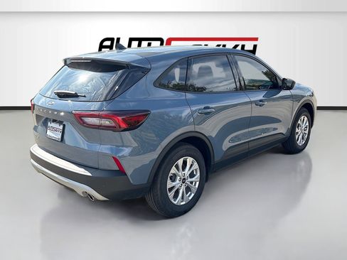 Used 2025 Ford Escape Active w/ Tech Pack #1 FWD image 7