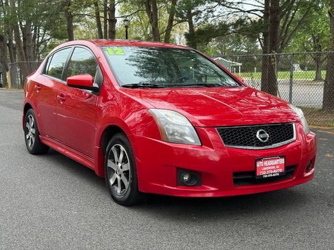 Used 2012 Nissan Sentra 2.0 SR w/ Special Edition Pkg FWD image 3