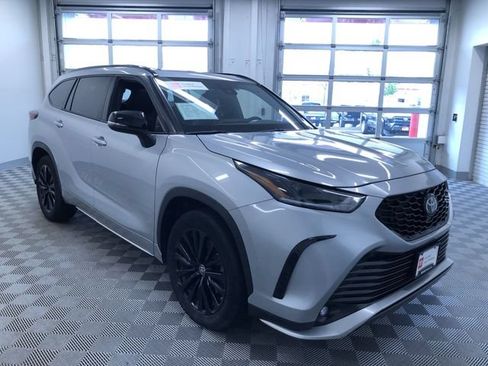 Certified 2025 Toyota Highlander XSE AWD/4WD image 36
