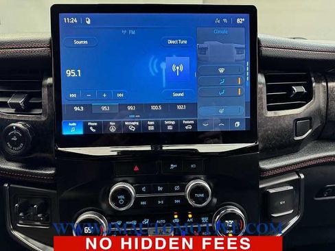 Used 2023 Ford Expedition Limited AWD/4WD image 28