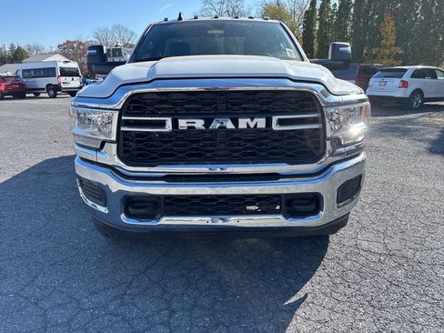 Used 2024 RAM 3500 Tradesman AWD/4WD image 2