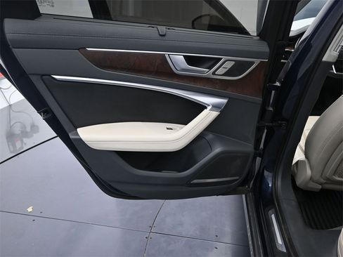 Used 2020 Audi A6 3.0T allroad Prestige w/ Prestige Package image 17