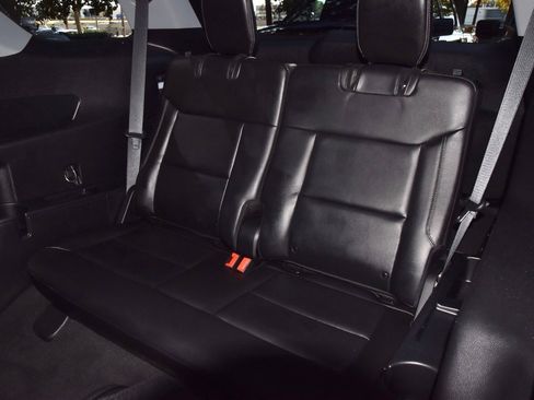 Used 2021 Ford Explorer Limited w/ Equipment Group 301A image 15