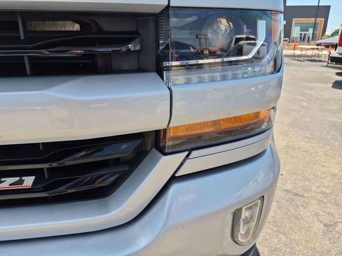 Used 2018 Chevrolet Silverado 1500 LT w/ All Star Edition AWD/4WD image 11
