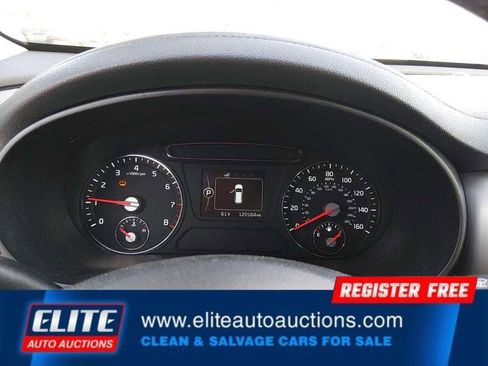 Used 2016 Kia Sorento AWD w/ LX Convenience Package image 14