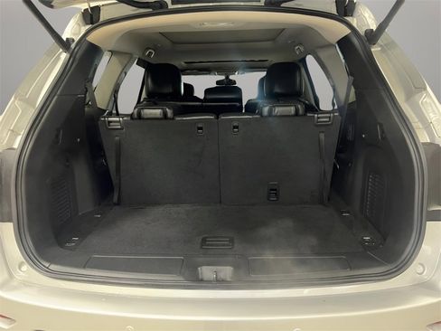 Used 2013 Nissan Pathfinder SL w/ SL Premium Pkg image 28