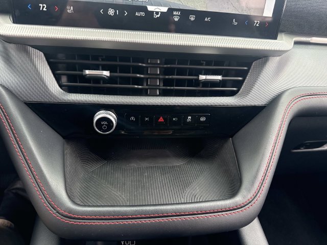 Certified 2026 Ford Explorer ST-Line AWD/4WD image 25